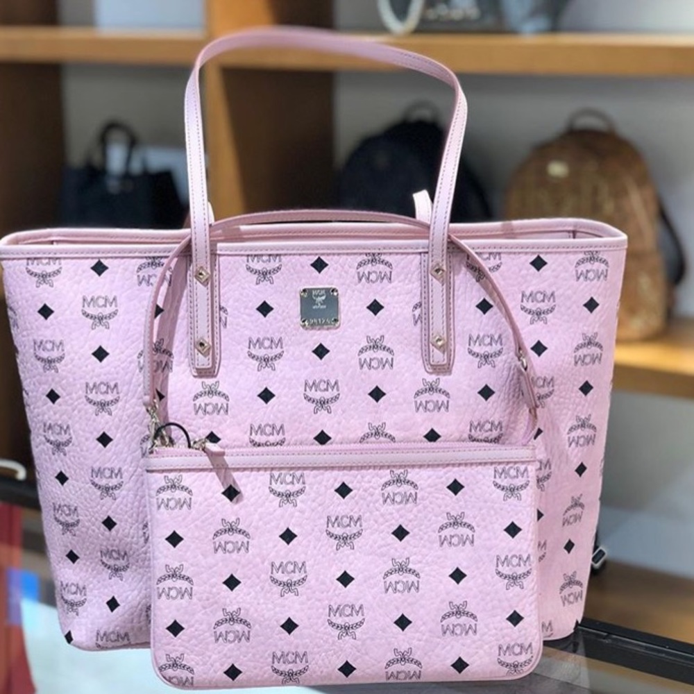 NWT Authentic MCM Anya Tote